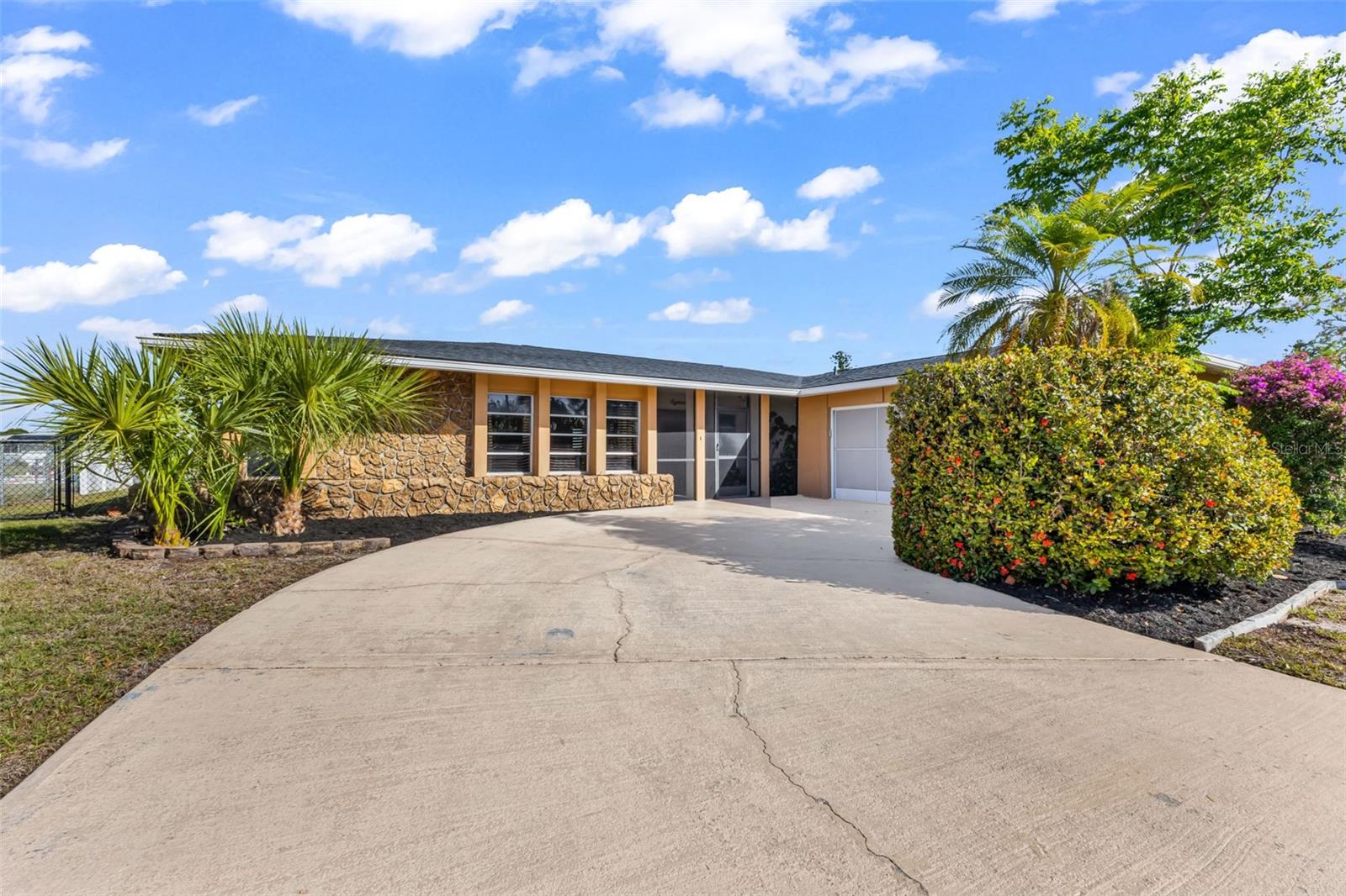 Details for 18 Annapolis Lane, ROTONDA WEST, FL 33947