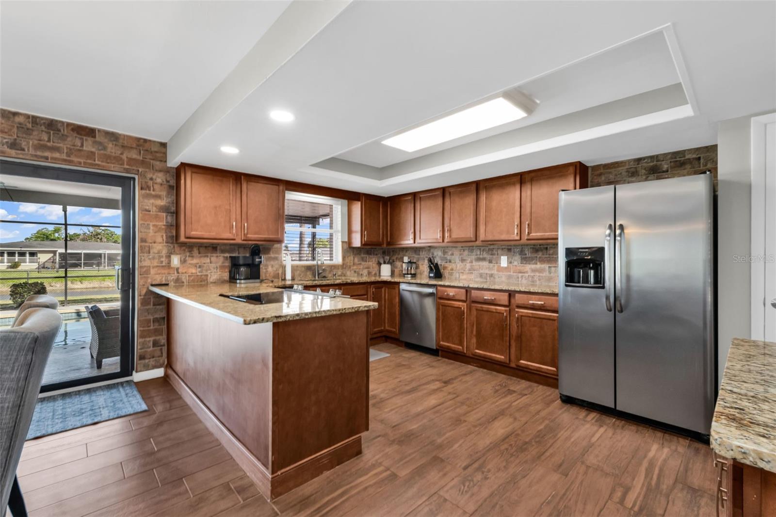 Image 13 of 54 For 18 Annapolis Lane