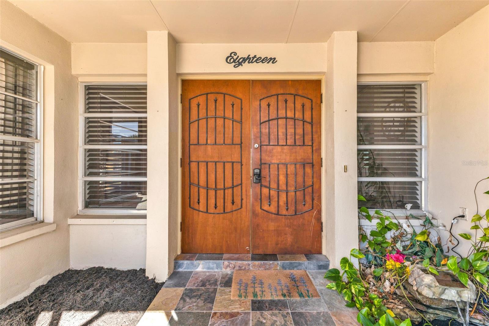 Image 47 of 54 For 18 Annapolis Lane