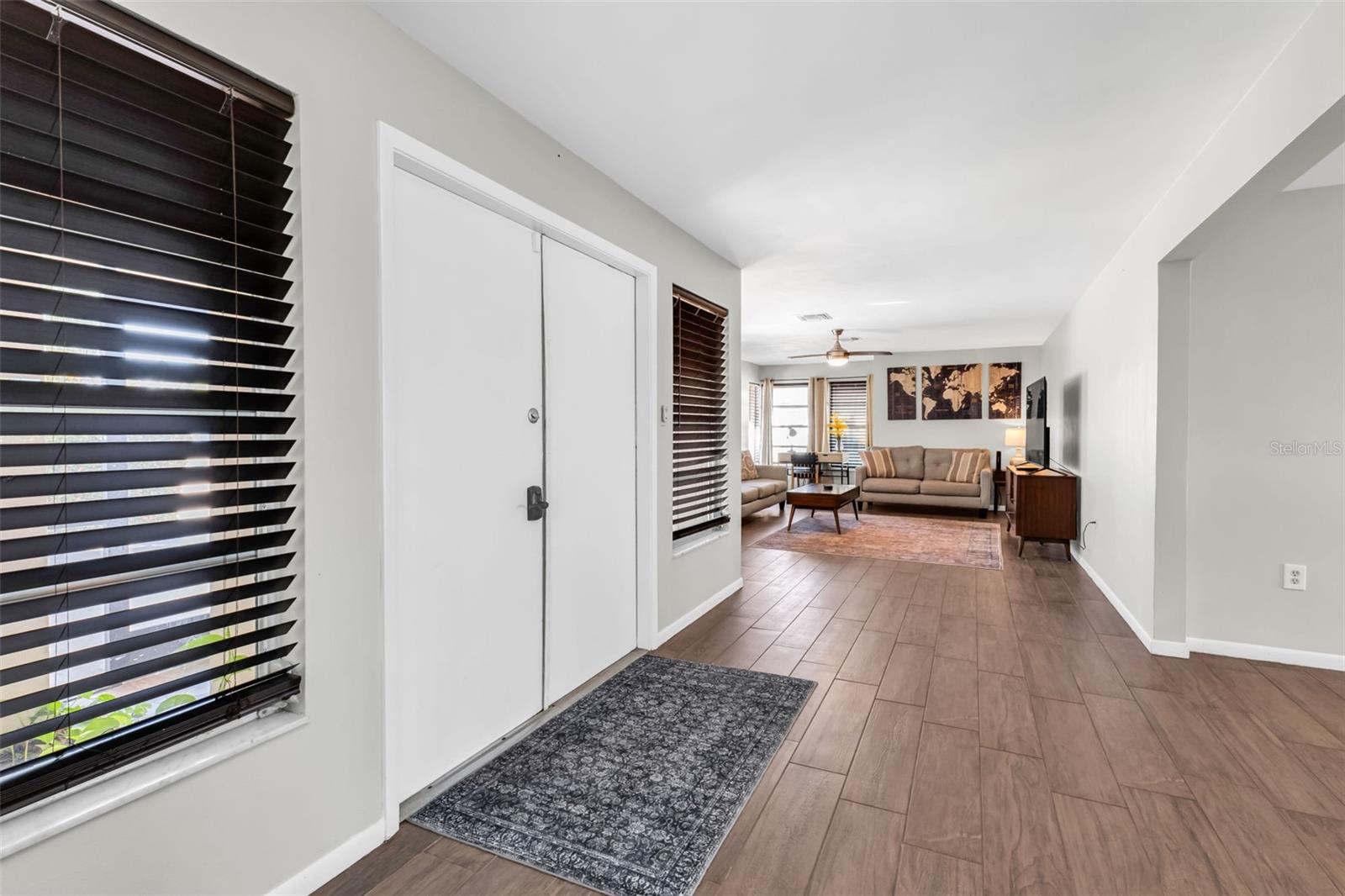 Image 5 of 54 For 18 Annapolis Lane