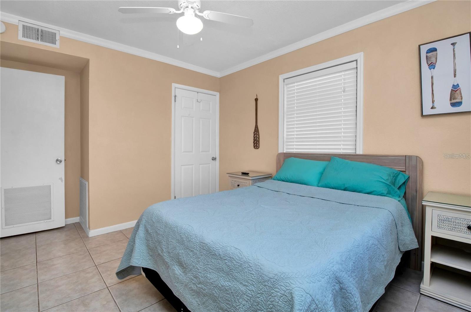 Image 13 of 32 For 815 Conreid Drive Ne