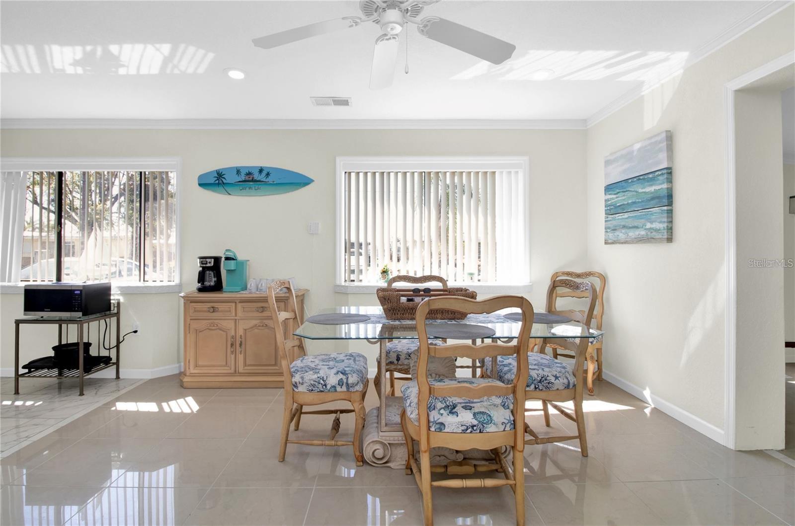 Image 23 of 32 For 815 Conreid Drive Ne