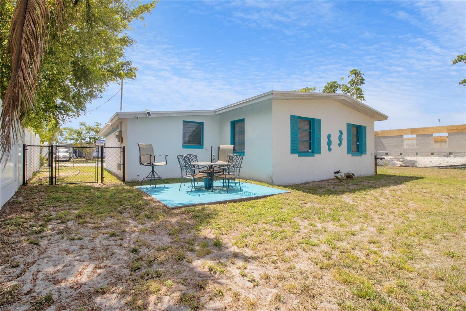 Image 25 of 32 For 815 Conreid Drive Ne