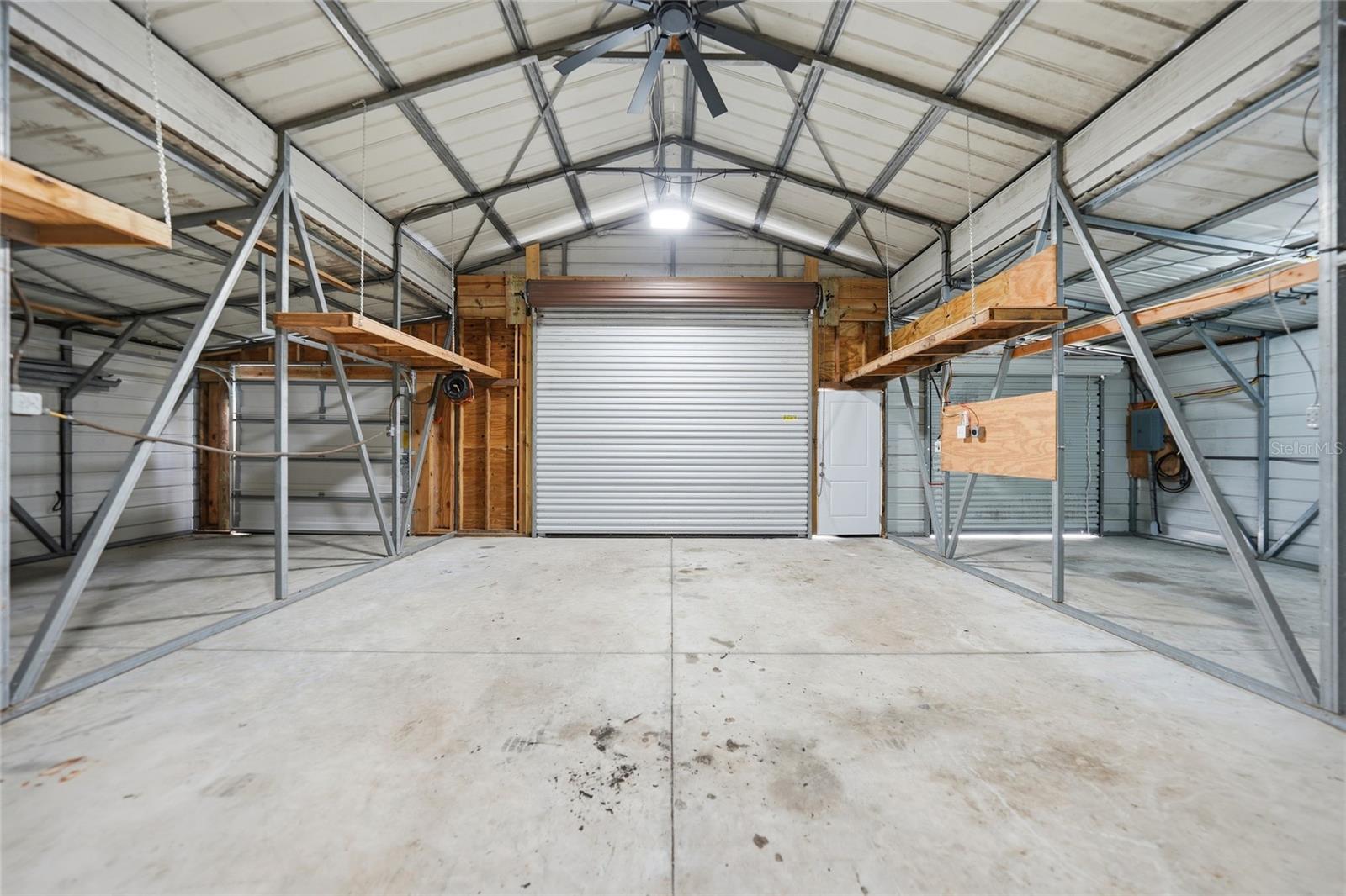 Image 32 of 63 For 3173 Quave Drive