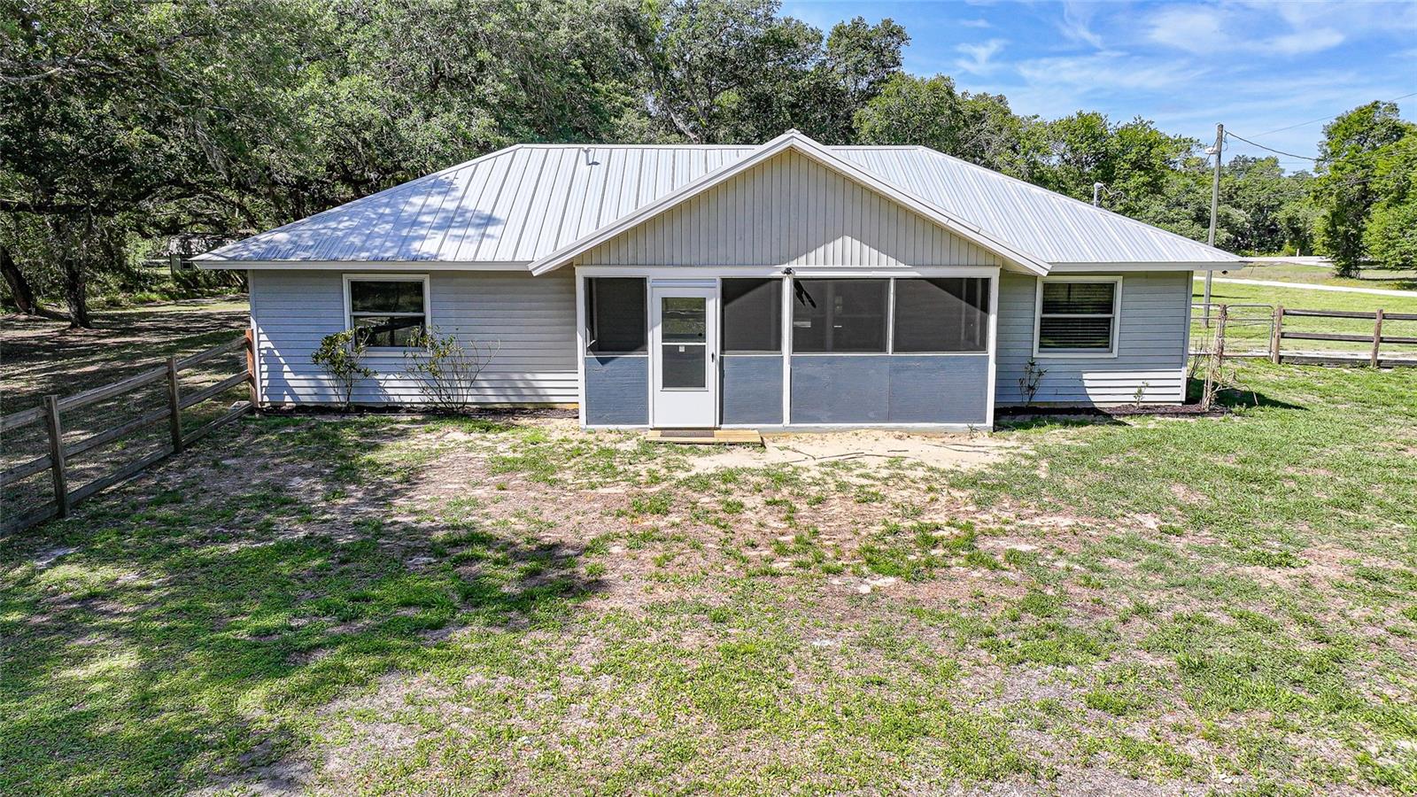 Image 43 of 63 For 3173 Quave Drive