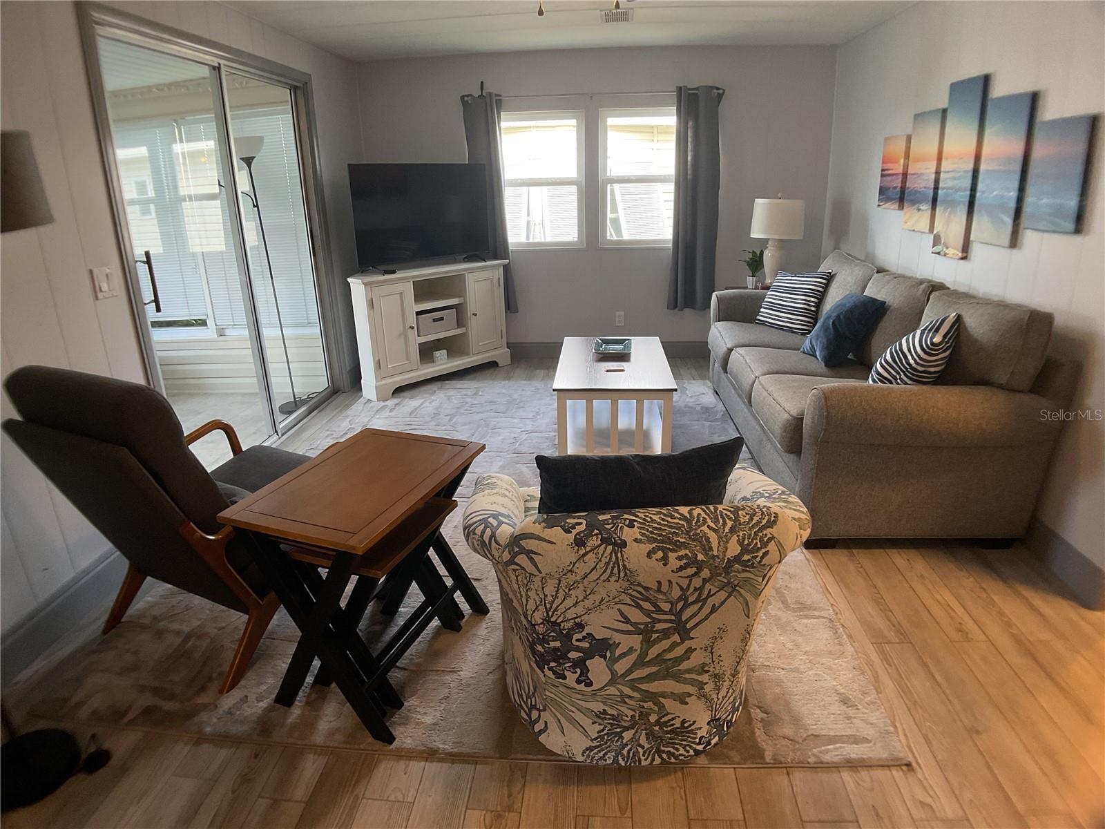 Image 11 of 39 For 2100 Kings Highway 577