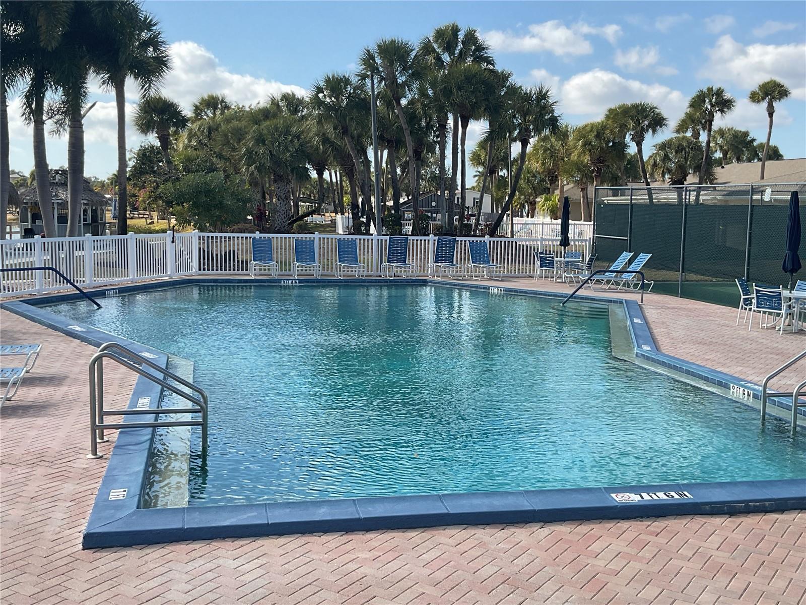 Image 26 of 39 For 2100 Kings Highway 577