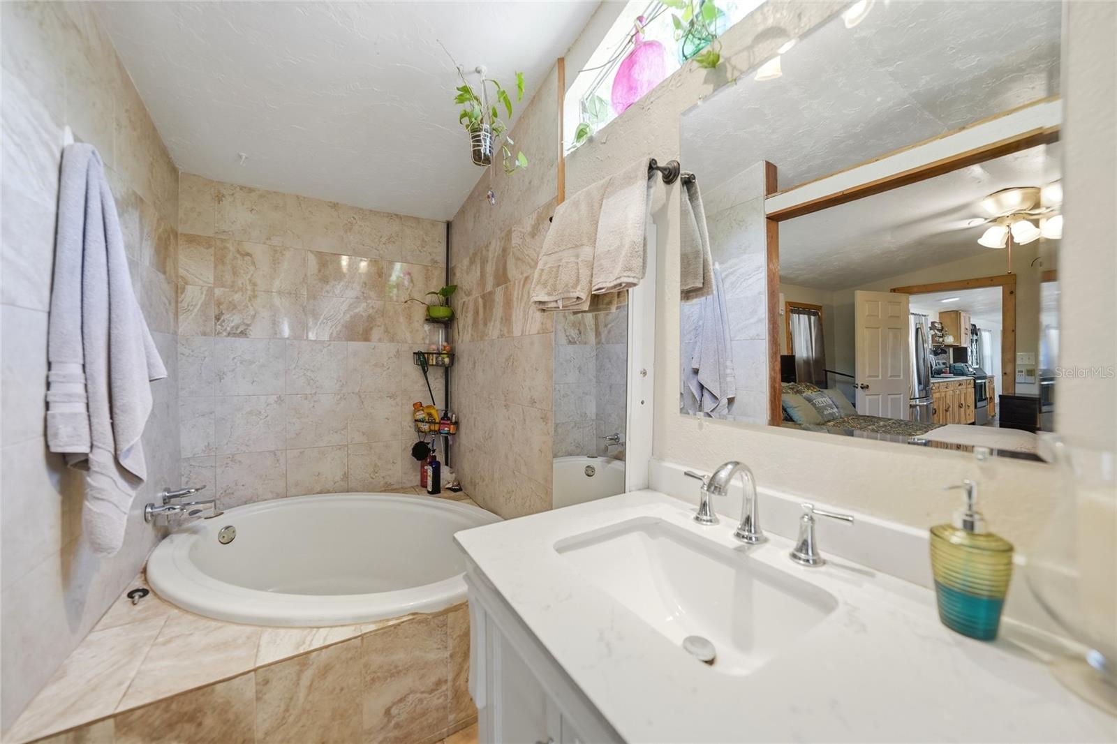 Image 15 of 47 For 2402 Pine Creek Avenue