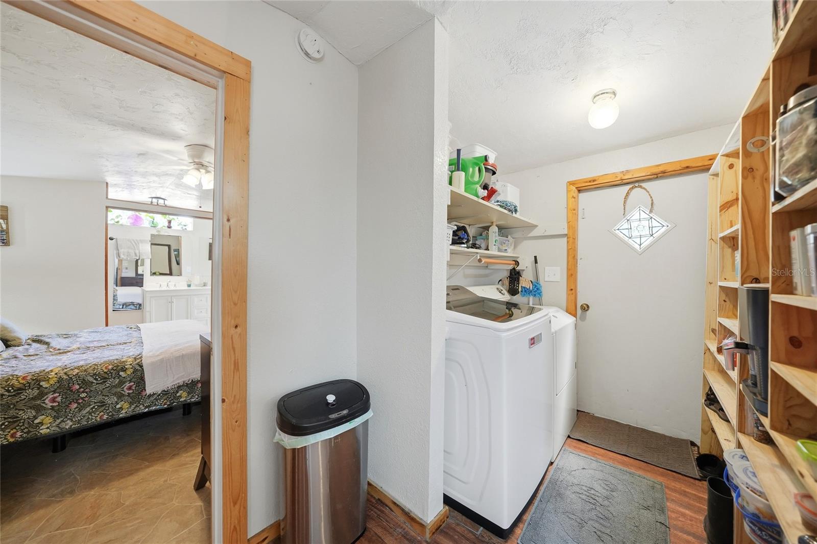 Image 22 of 47 For 2402 Pine Creek Avenue