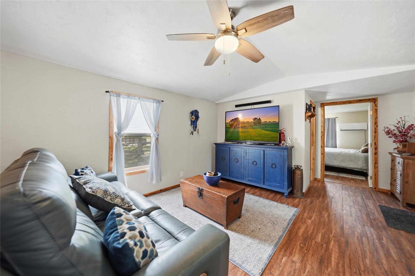 Image 3 of 47 For 2402 Pine Creek Avenue