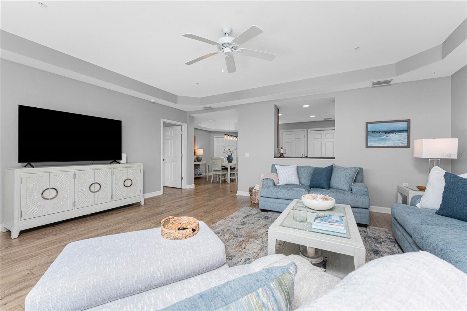 Image 18 of 59 For 2001 Bal Harbor Boulevard 2203