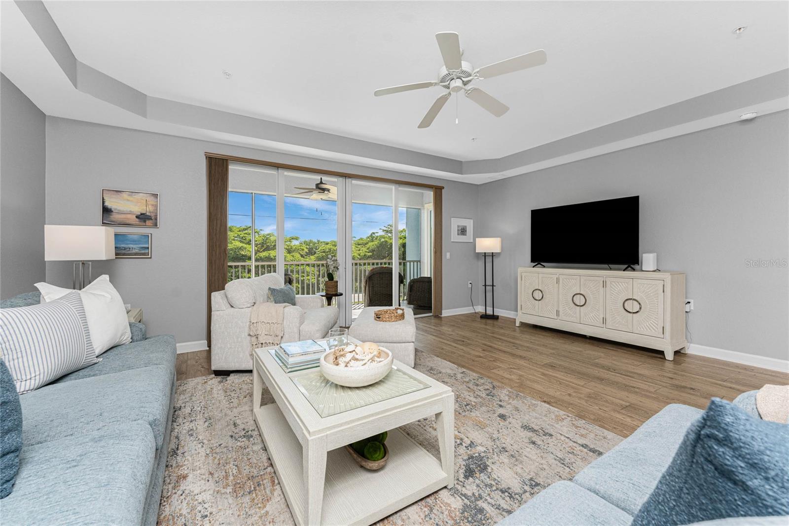 Image 20 of 59 For 2001 Bal Harbor Boulevard 2203