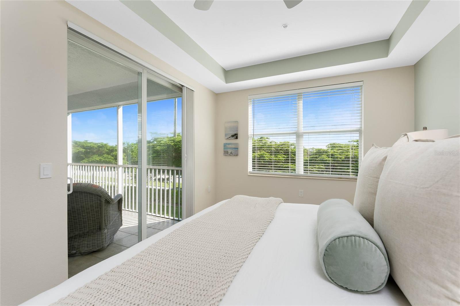 Image 22 of 59 For 2001 Bal Harbor Boulevard 2203