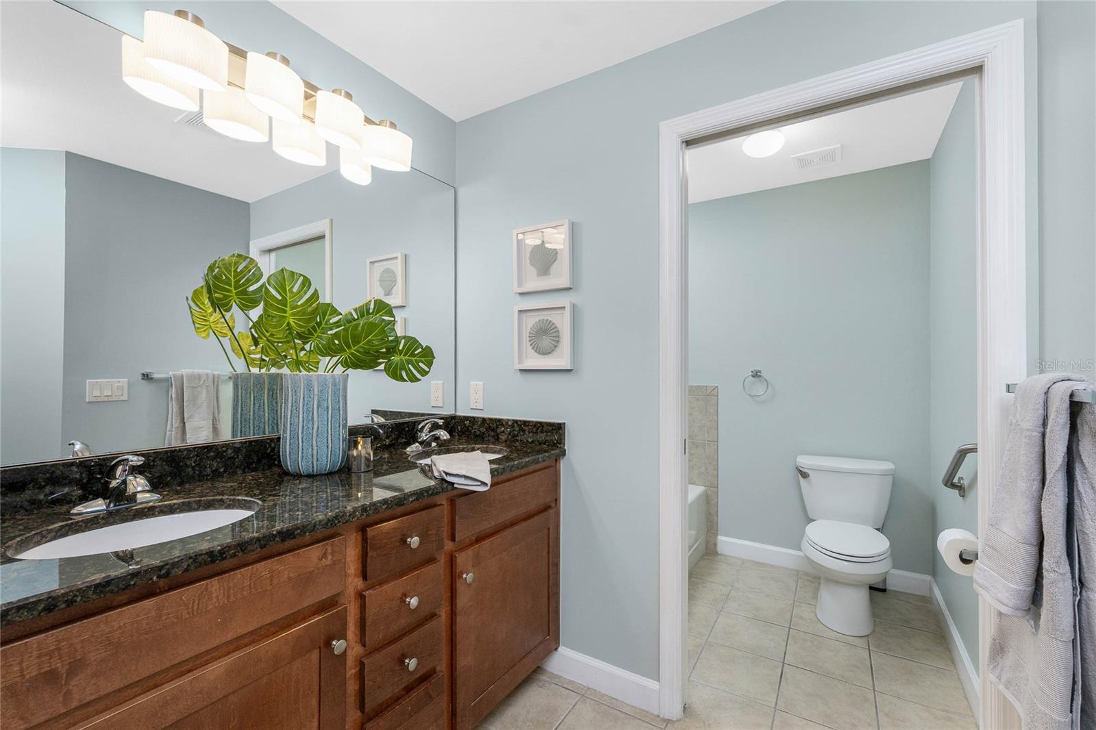 Image 26 of 59 For 2001 Bal Harbor Boulevard 2203