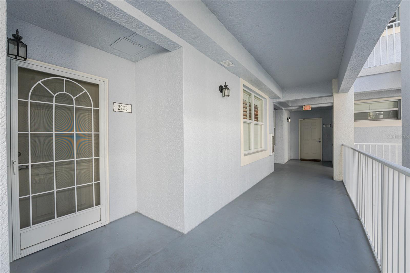 Image 3 of 59 For 2001 Bal Harbor Boulevard 2203