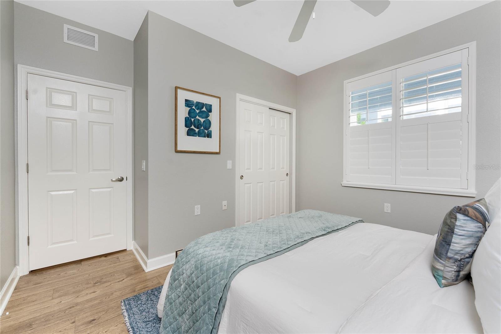 Image 31 of 59 For 2001 Bal Harbor Boulevard 2203