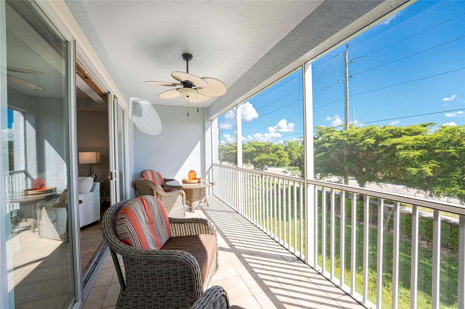 Image 40 of 59 For 2001 Bal Harbor Boulevard 2203