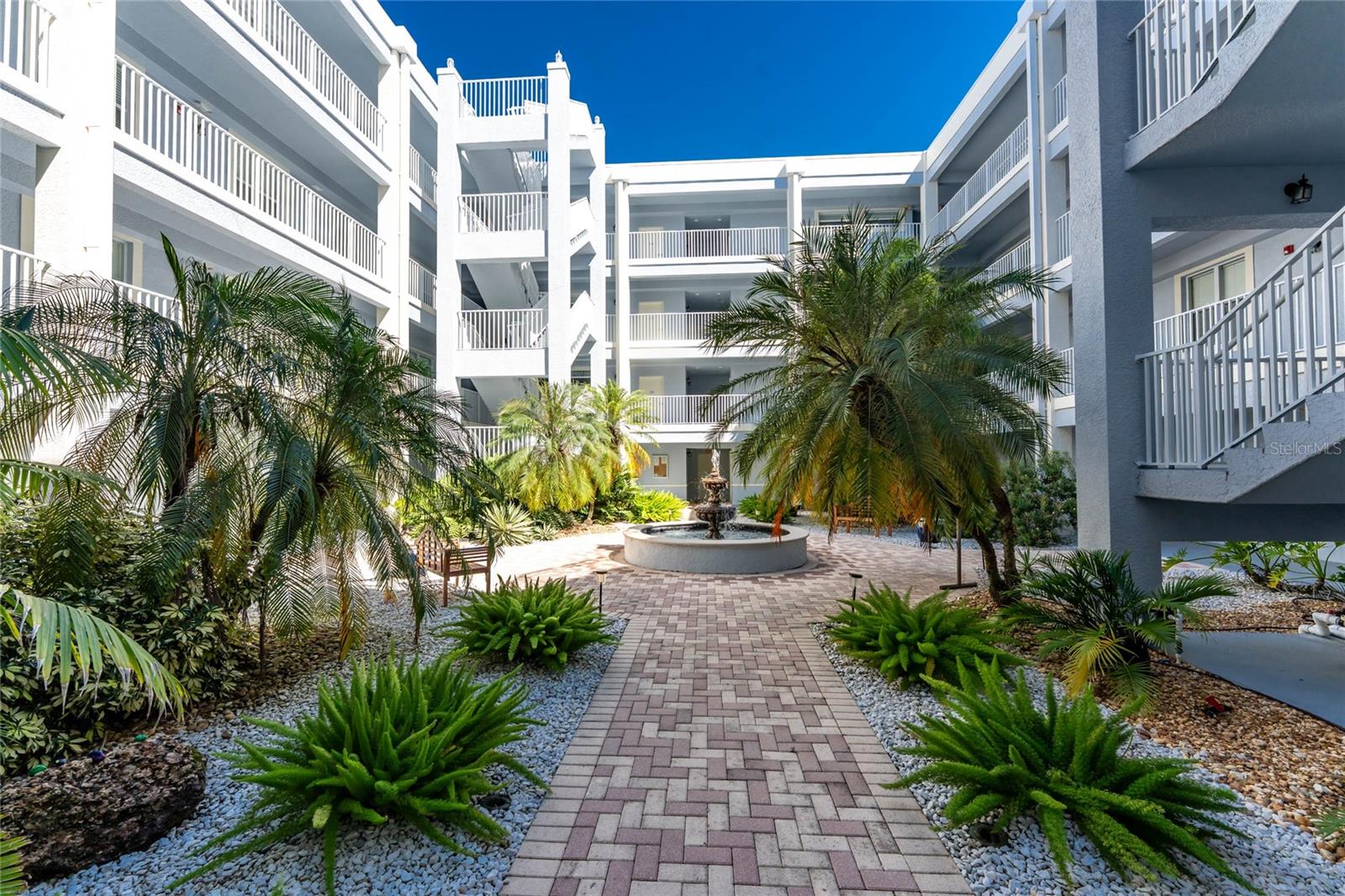 Image 44 of 59 For 2001 Bal Harbor Boulevard 2203