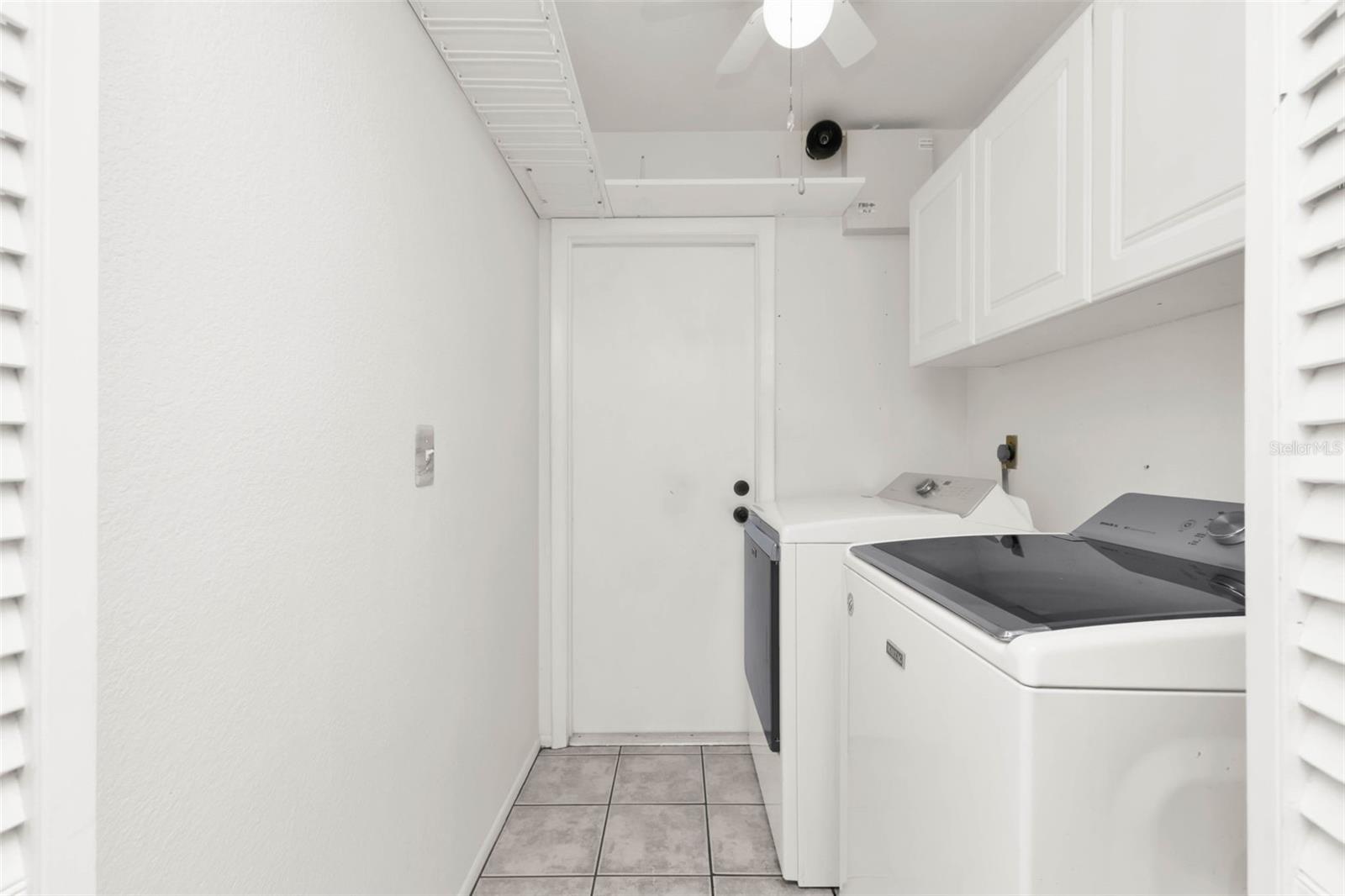 Image 28 of 100 For 238 Fry Terrace Se