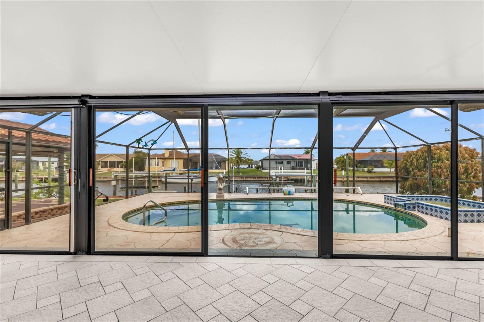 Image 52 of 100 For 238 Fry Terrace Se