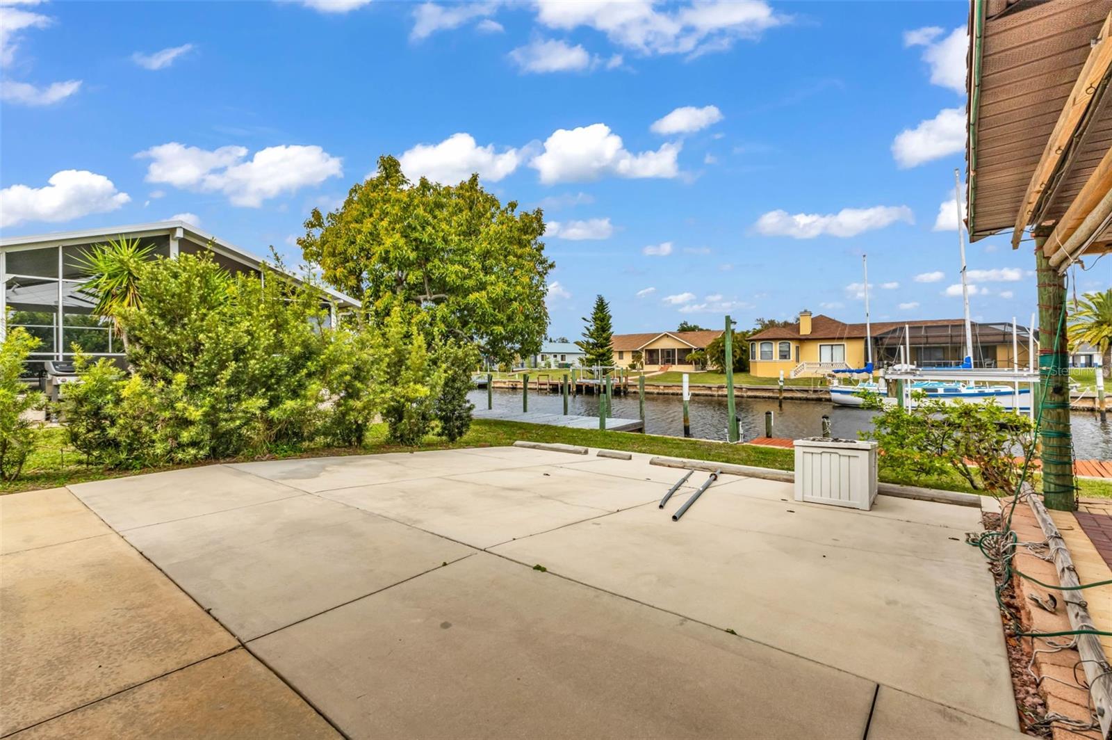 Image 63 of 100 For 238 Fry Terrace Se