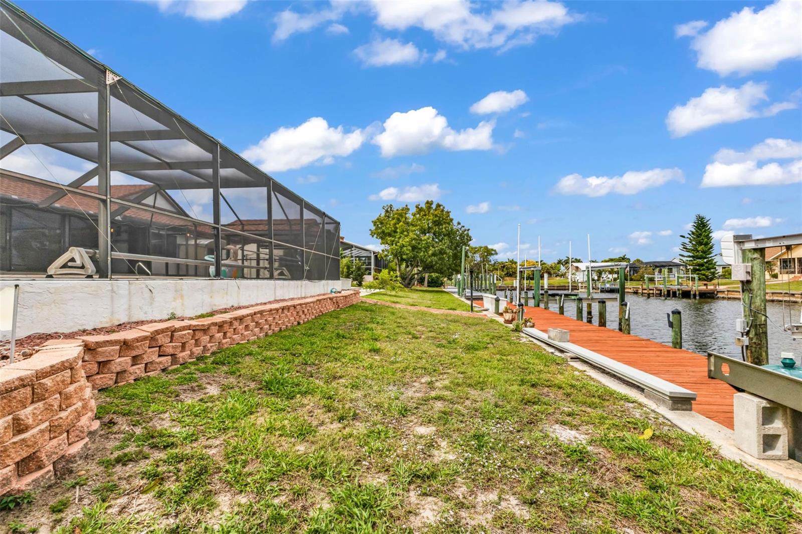 Image 68 of 100 For 238 Fry Terrace Se