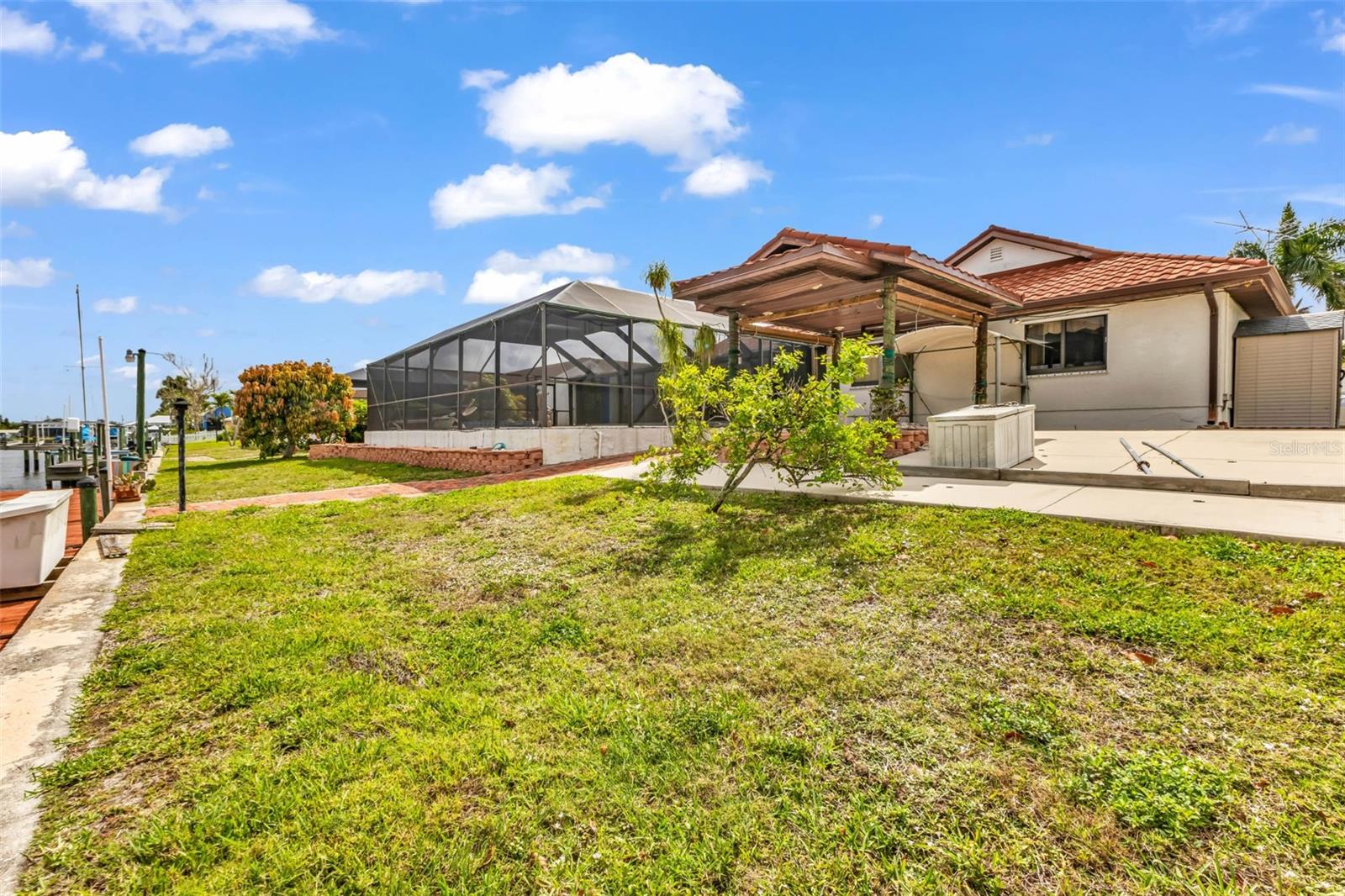 Image 73 of 100 For 238 Fry Terrace Se