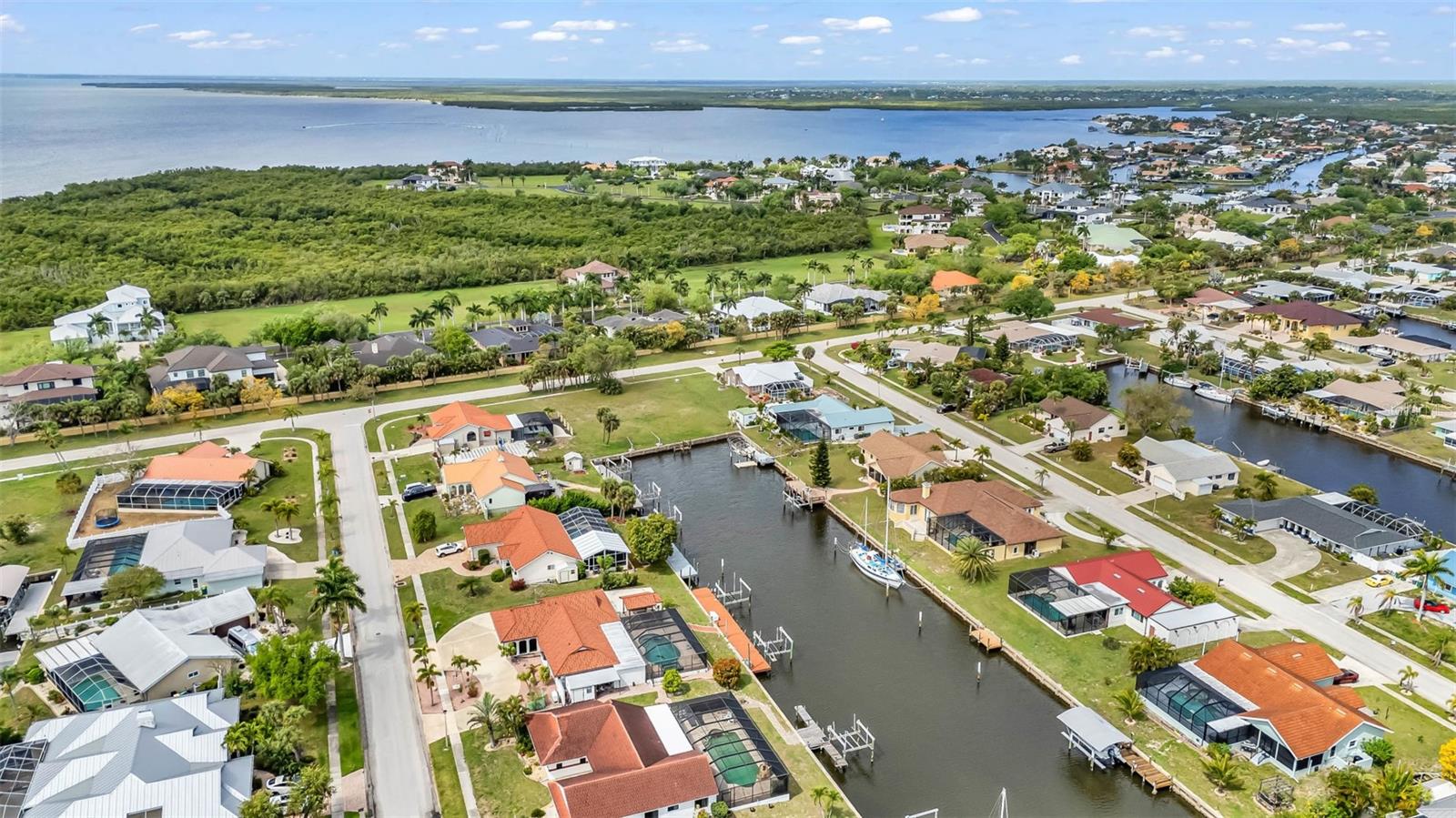 Image 91 of 100 For 238 Fry Terrace Se