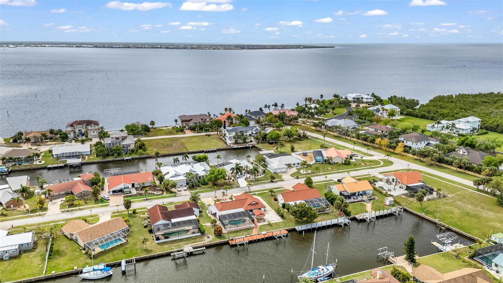 Image 93 of 100 For 238 Fry Terrace Se