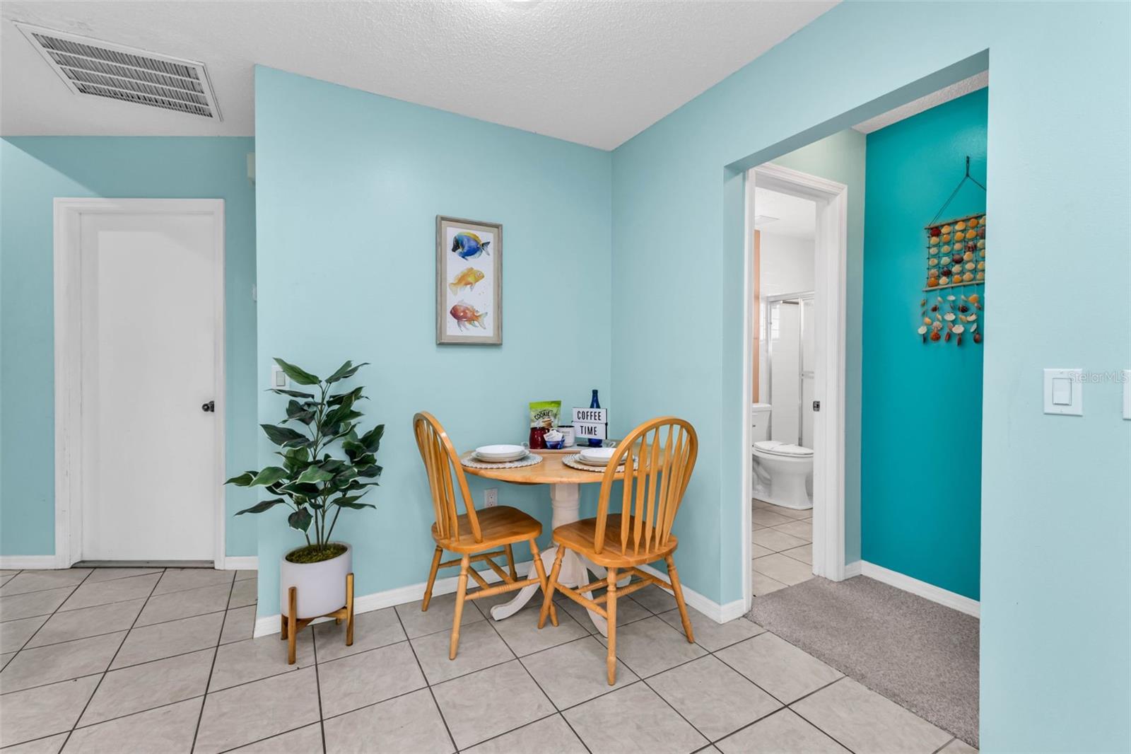 Image 13 of 30 For 285 Mark Twain Lane