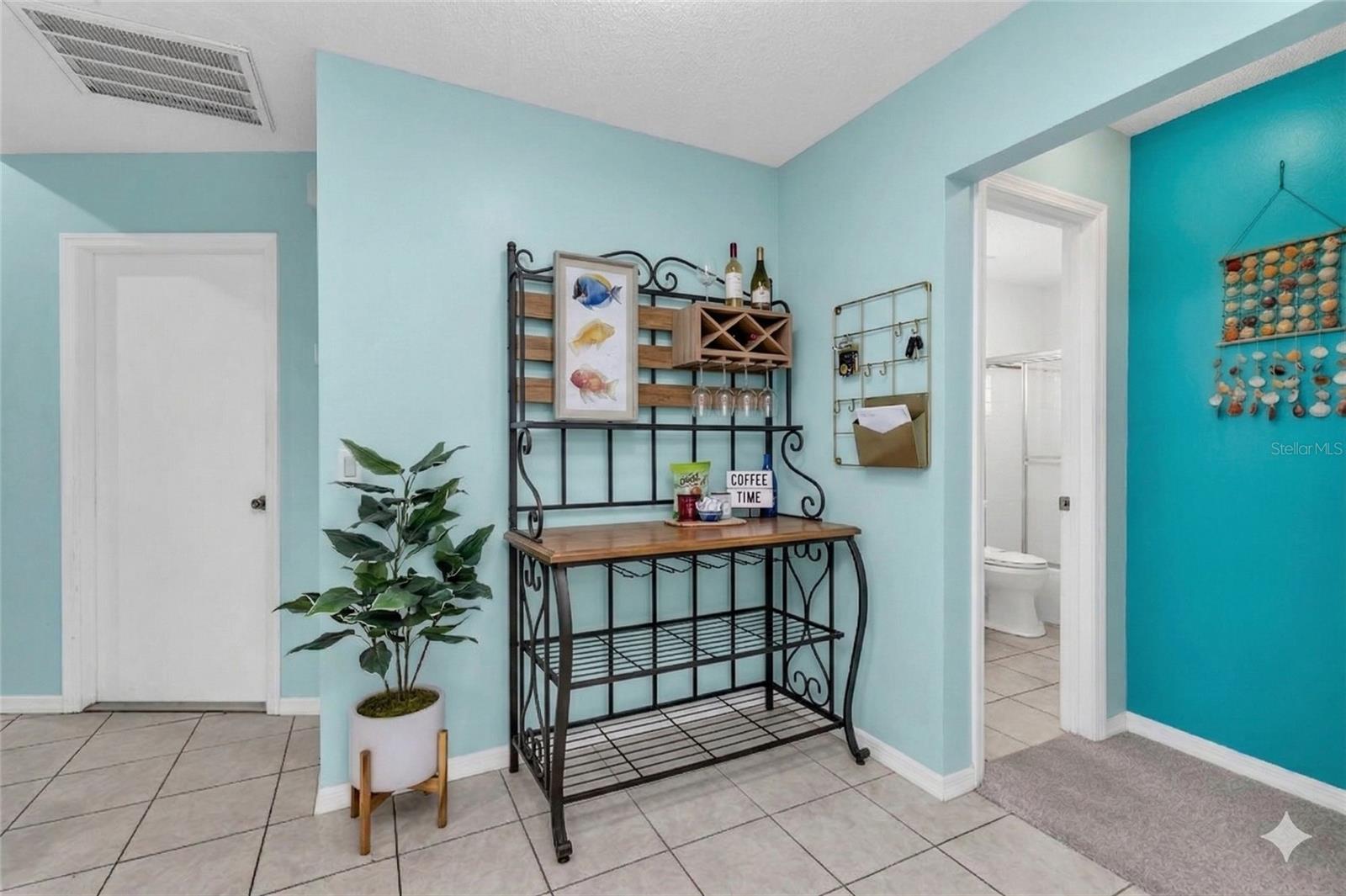 Image 14 of 30 For 285 Mark Twain Lane