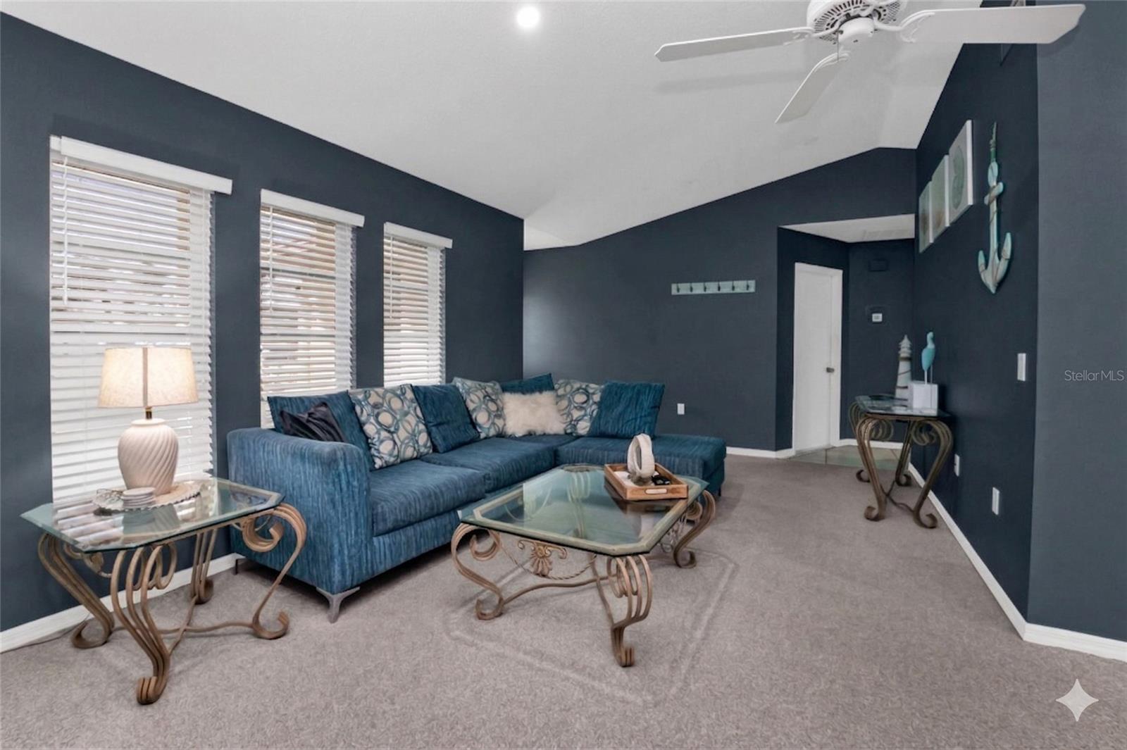 Image 5 of 30 For 285 Mark Twain Lane