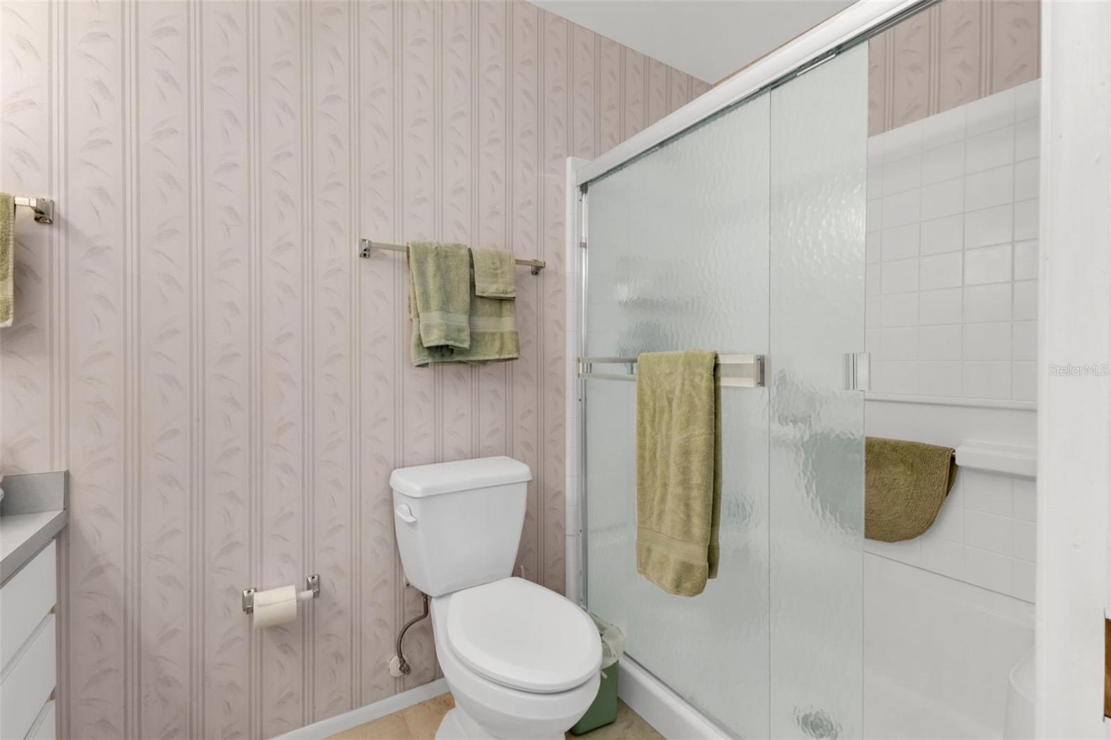 Image 23 of 56 For 8268 Sunnybreeze Road