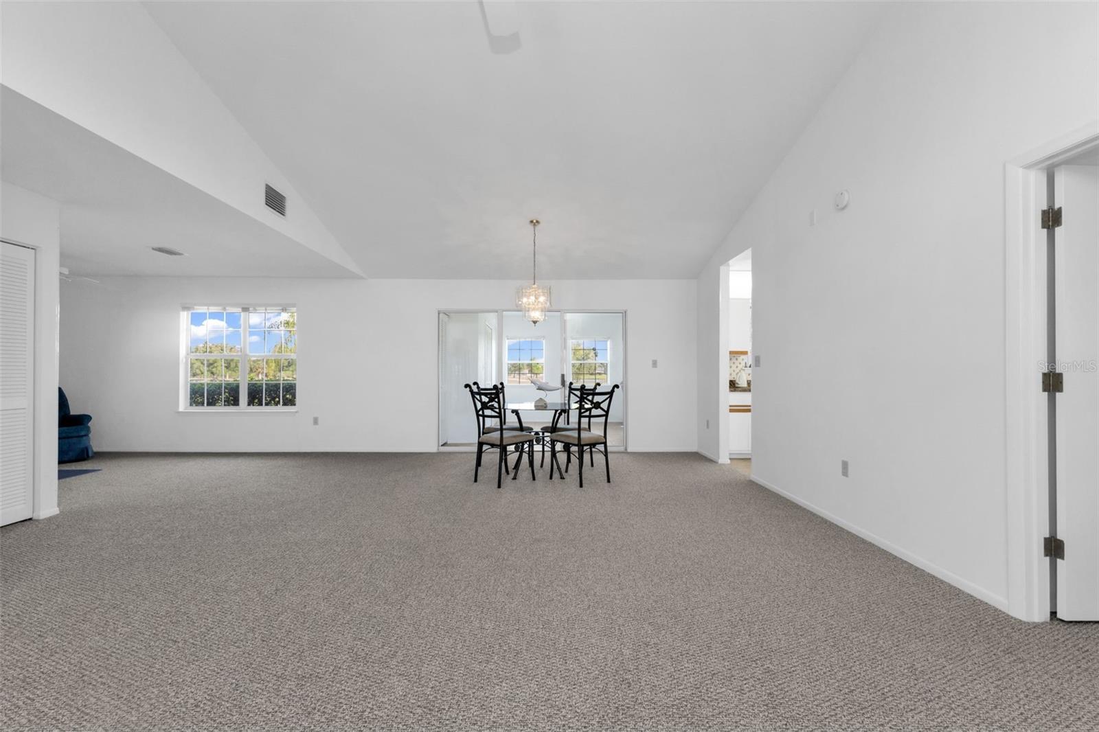 Image 25 of 56 For 8268 Sunnybreeze Road