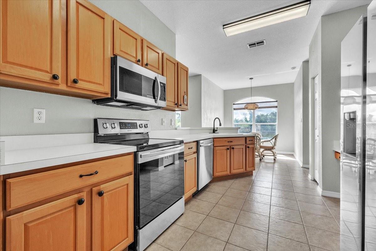 Image 13 of 62 For 24225 Westgate Boulevard