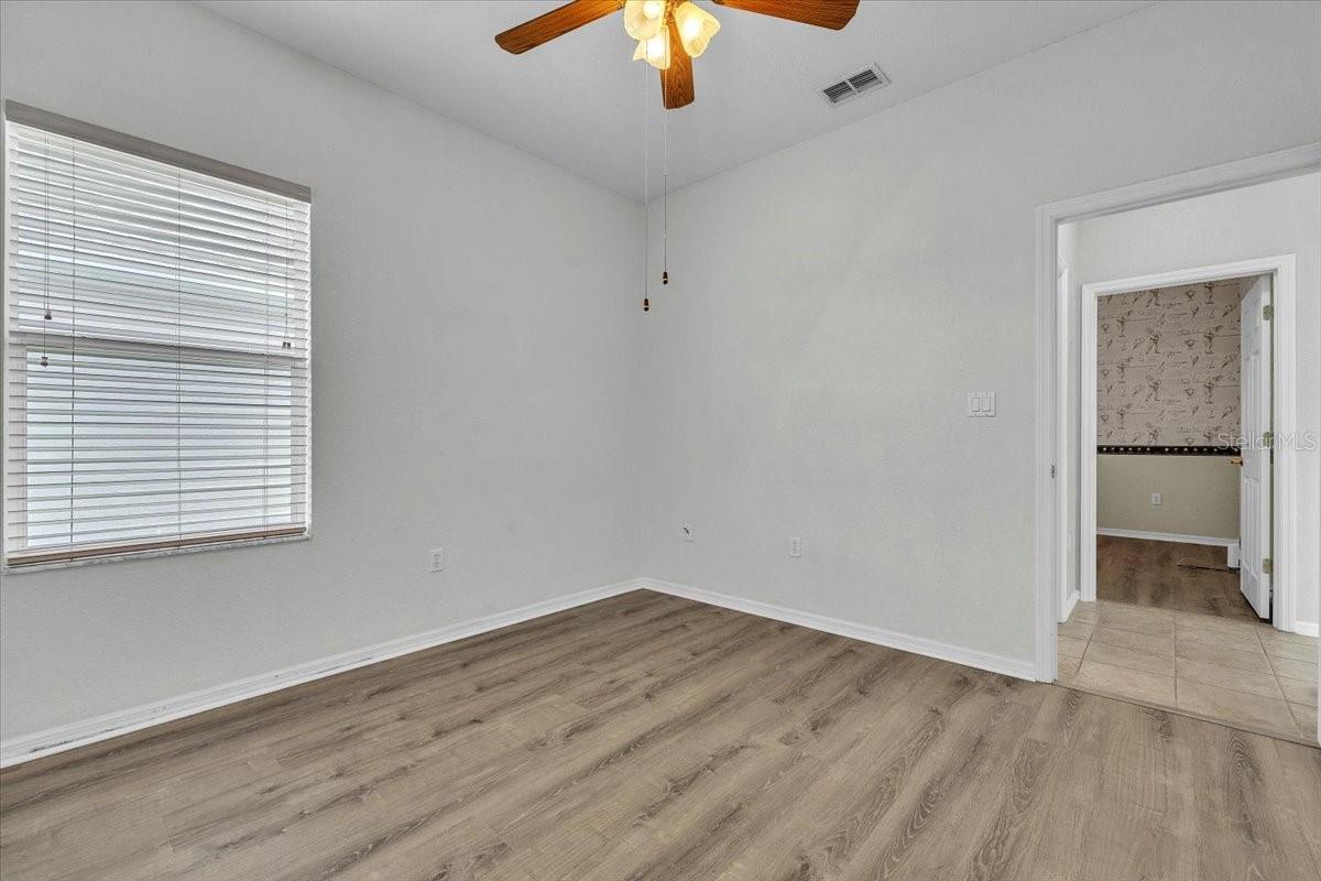 Image 34 of 62 For 24225 Westgate Boulevard