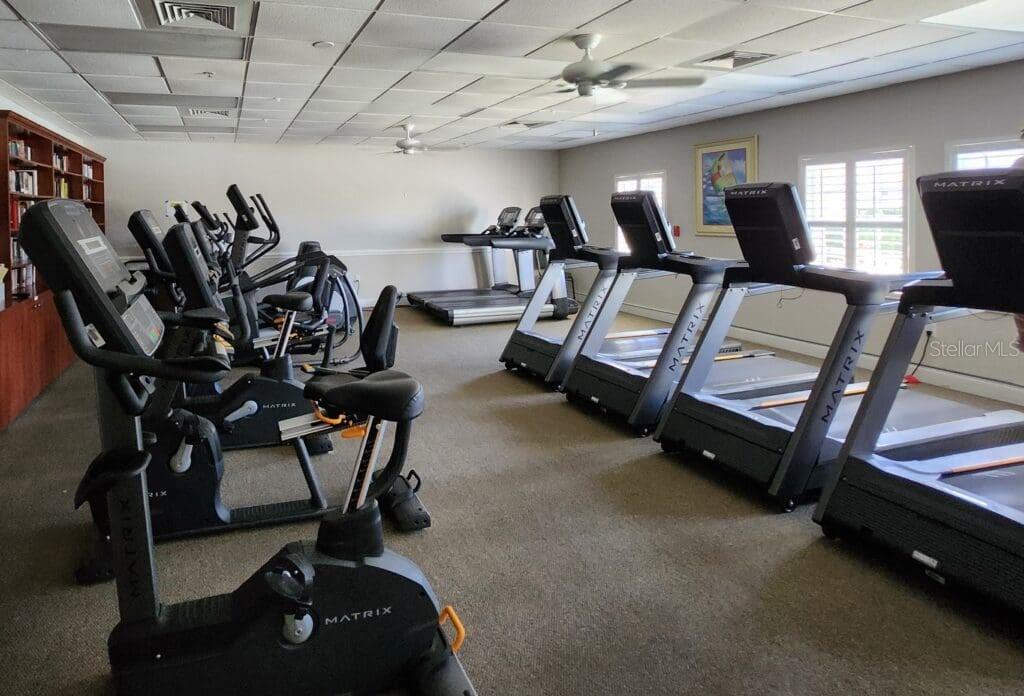 Image 57 of 62 For 24225 Westgate Boulevard