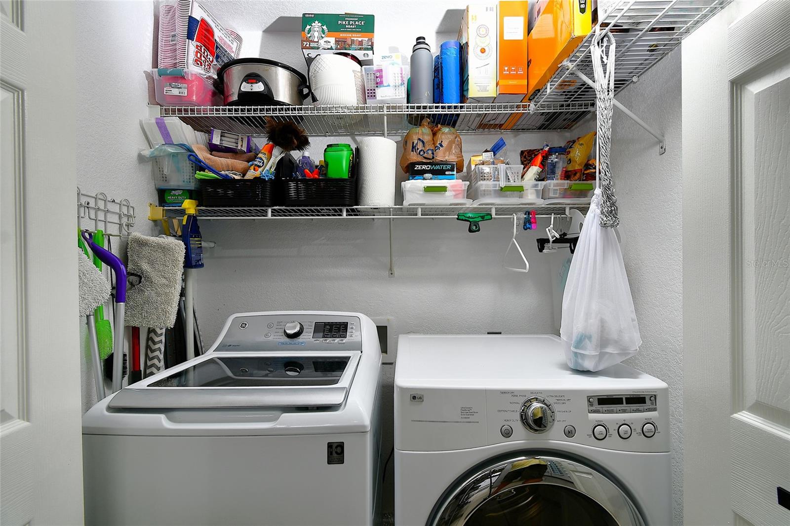 Image 12 of 34 For 3945 Cape Cole Boulevard