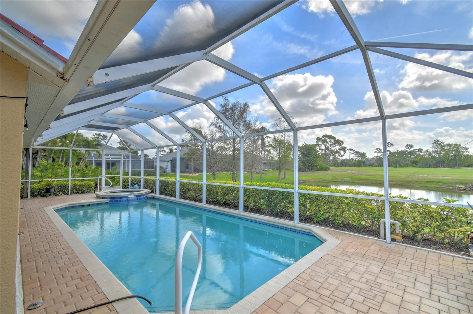 Image 29 of 34 For 3945 Cape Cole Boulevard