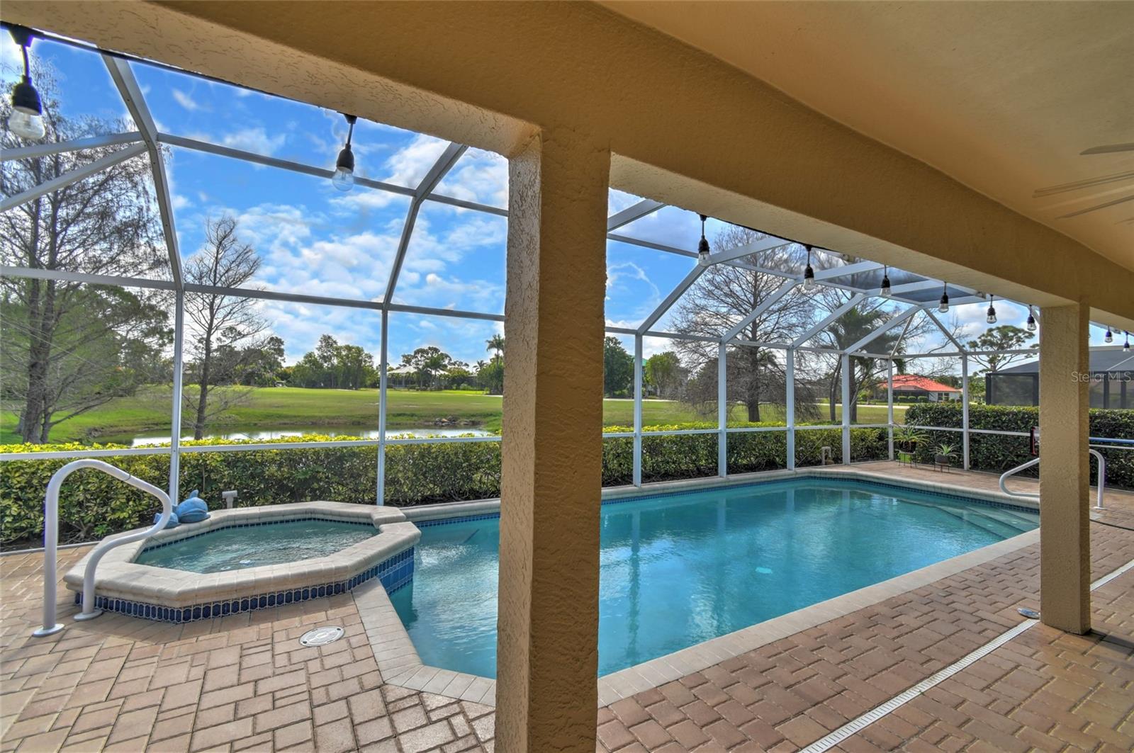 Image 32 of 34 For 3945 Cape Cole Boulevard