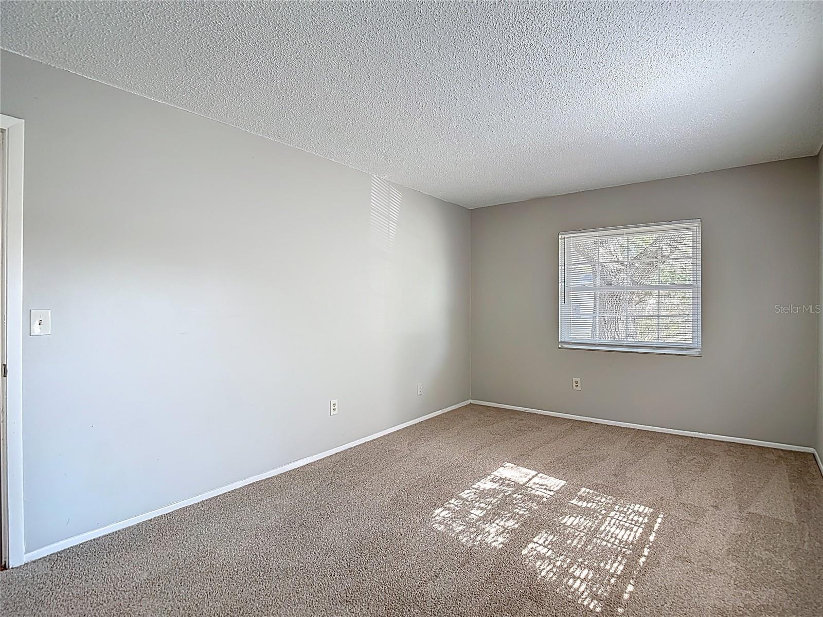 Image 25 of 55 For 11225 Taft Lane