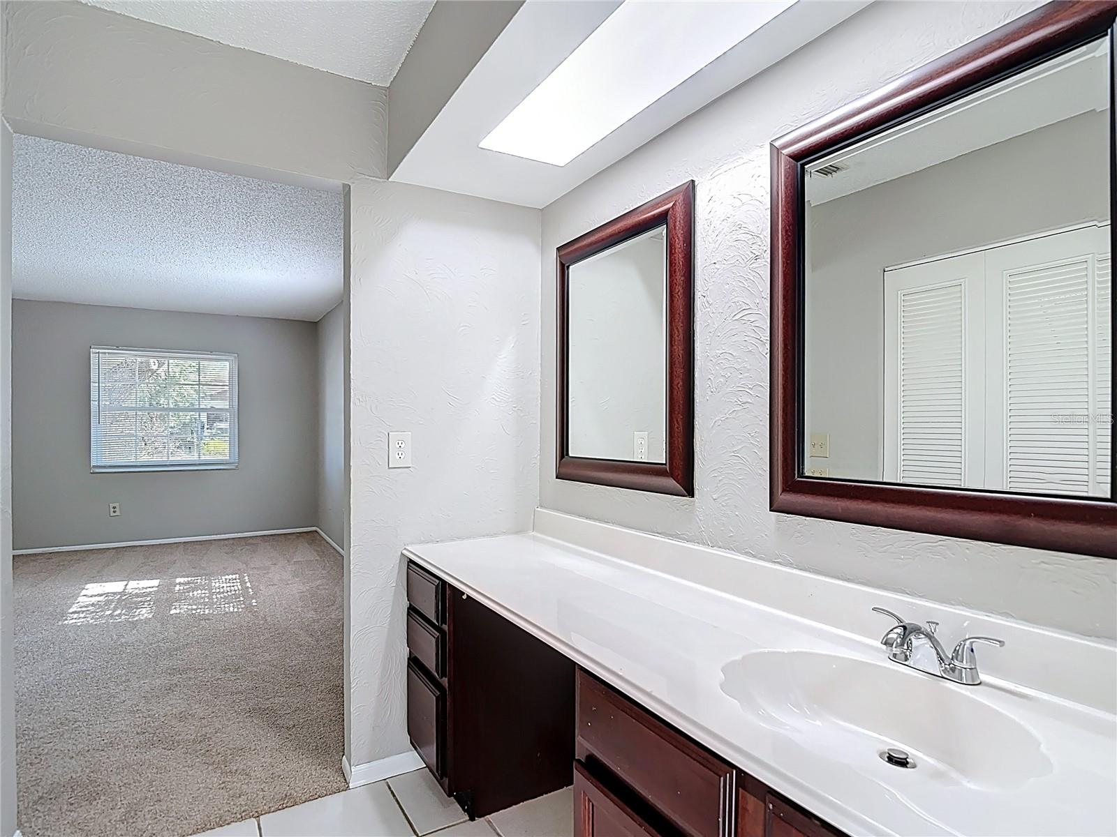 Image 31 of 55 For 11225 Taft Lane