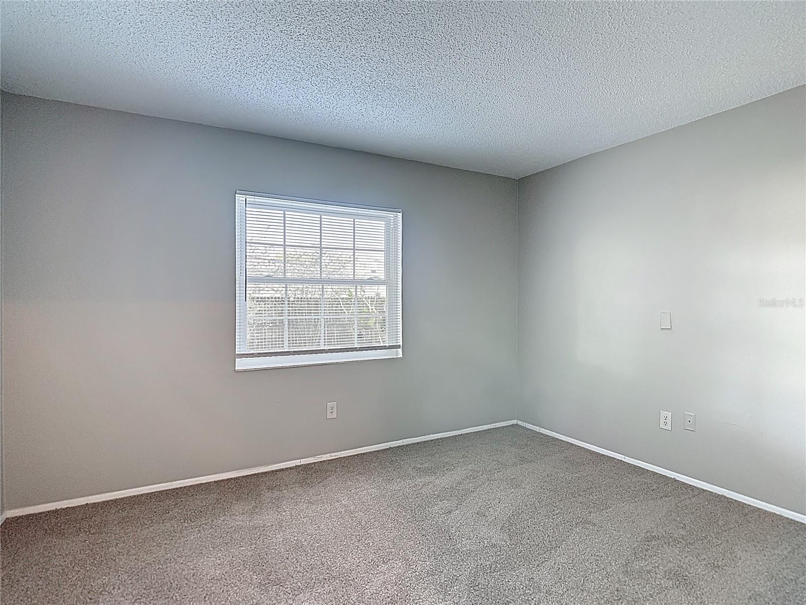 Image 38 of 55 For 11225 Taft Lane