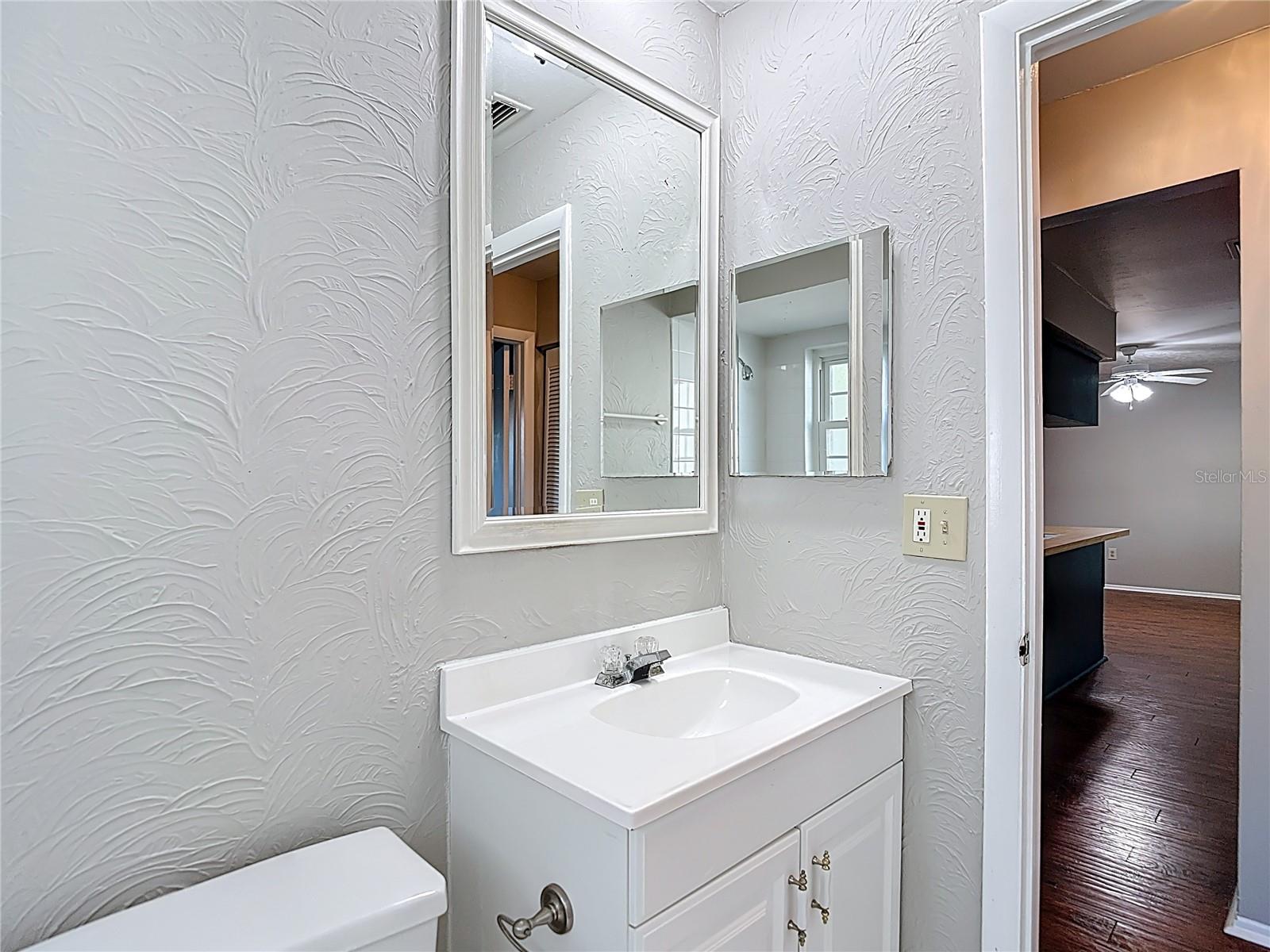 Image 44 of 55 For 11225 Taft Lane