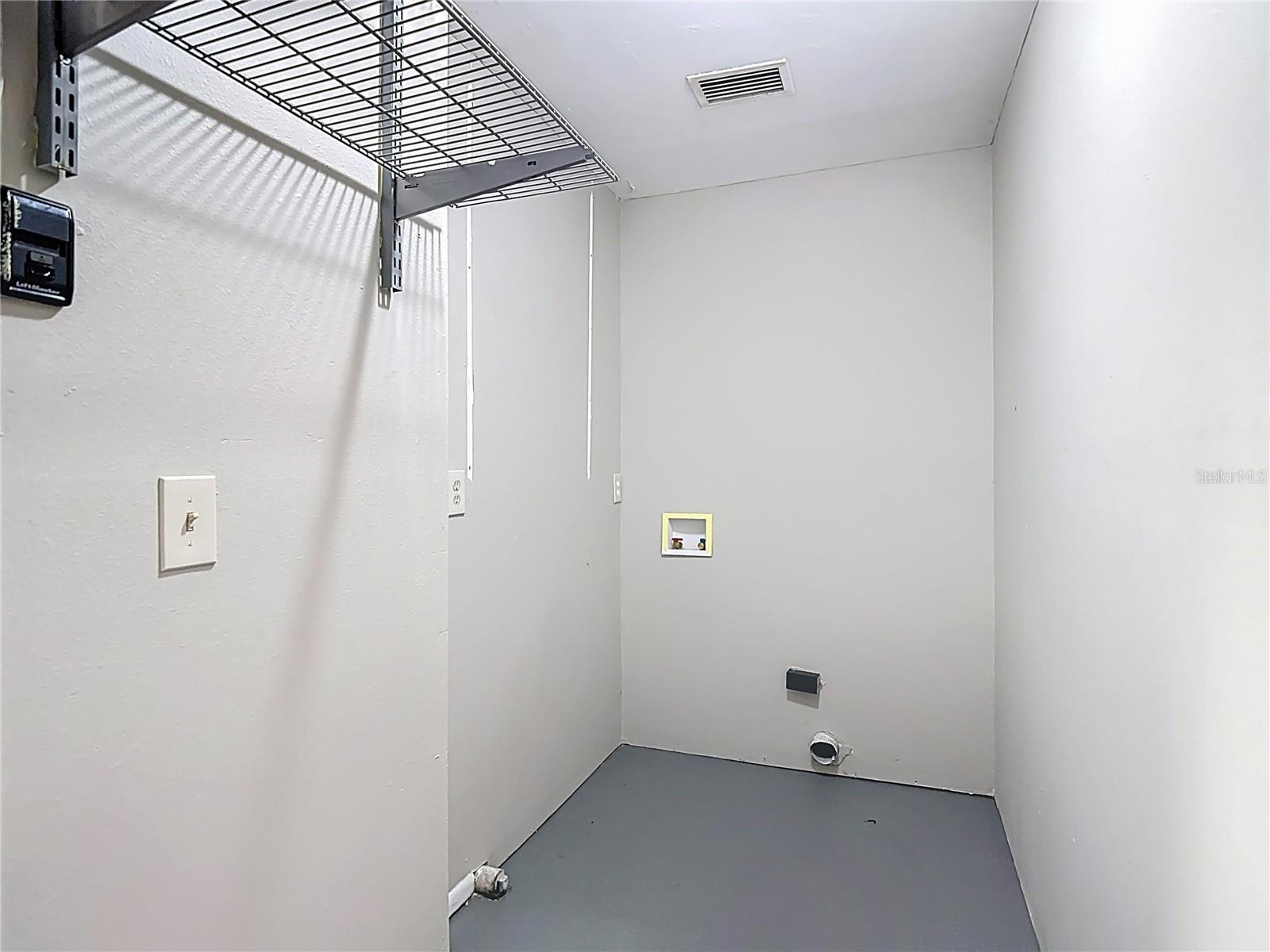 Image 45 of 55 For 11225 Taft Lane