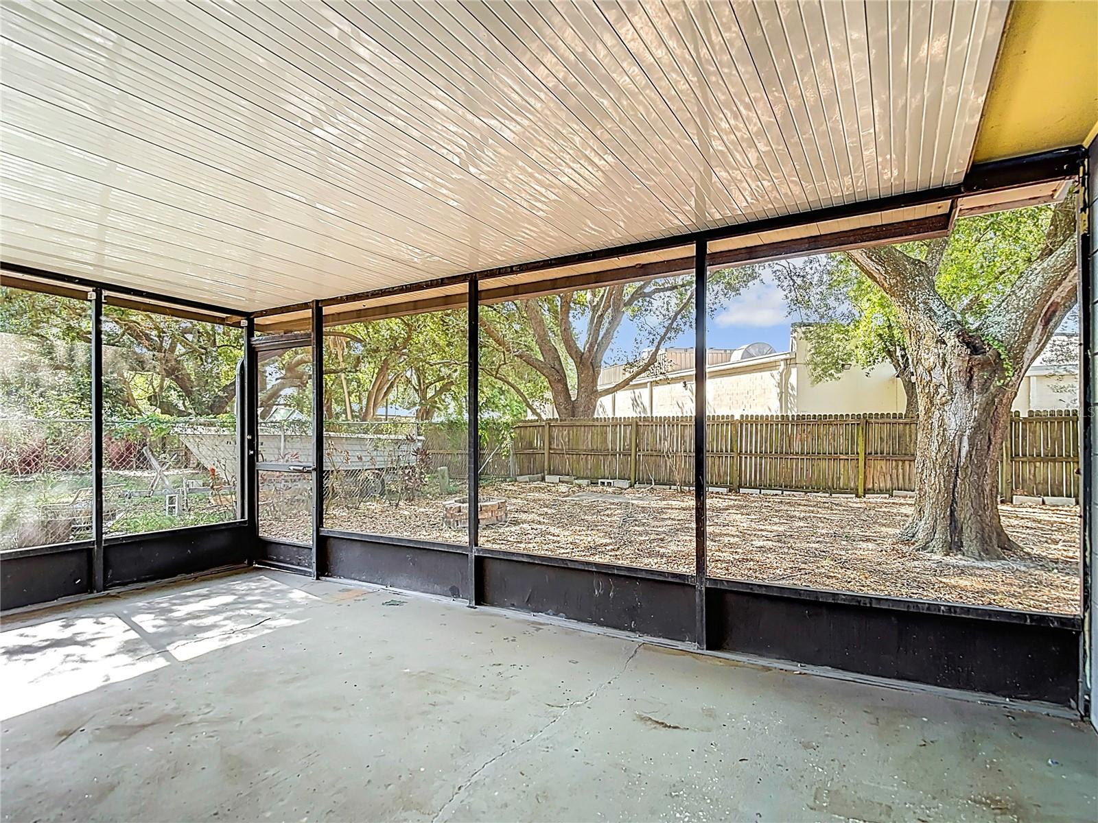 Image 48 of 55 For 11225 Taft Lane