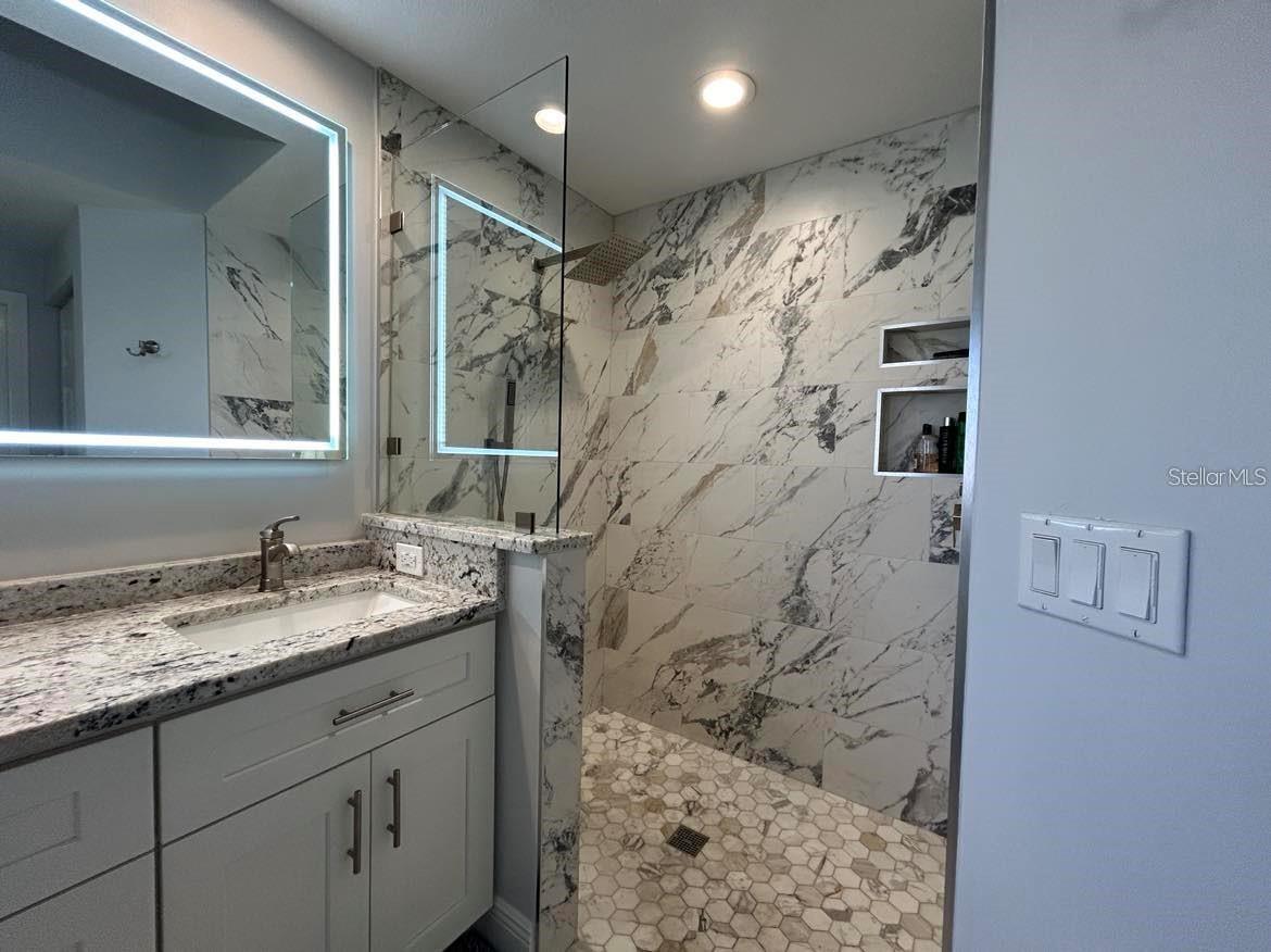 Image 12 of 14 For 3701 Albacete Circle 98