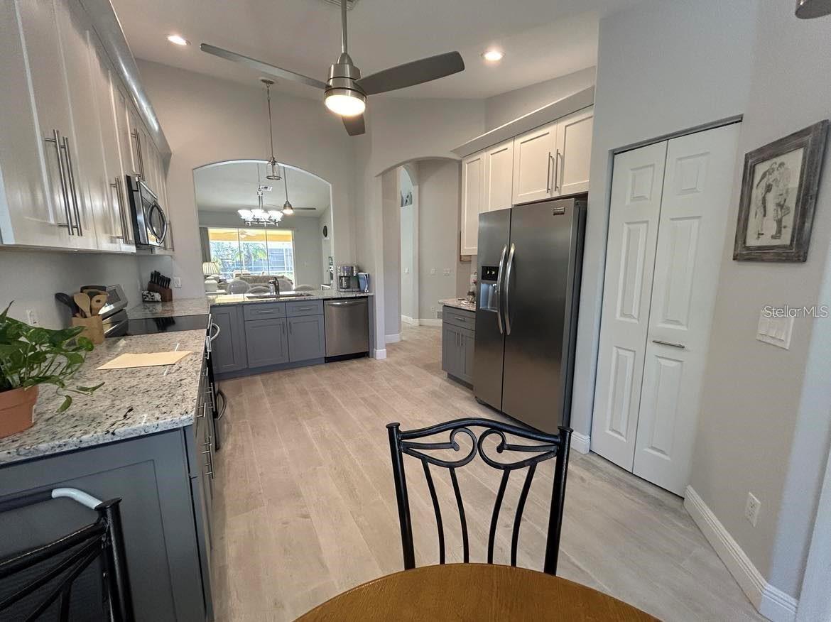 Image 3 of 14 For 3701 Albacete Circle 98