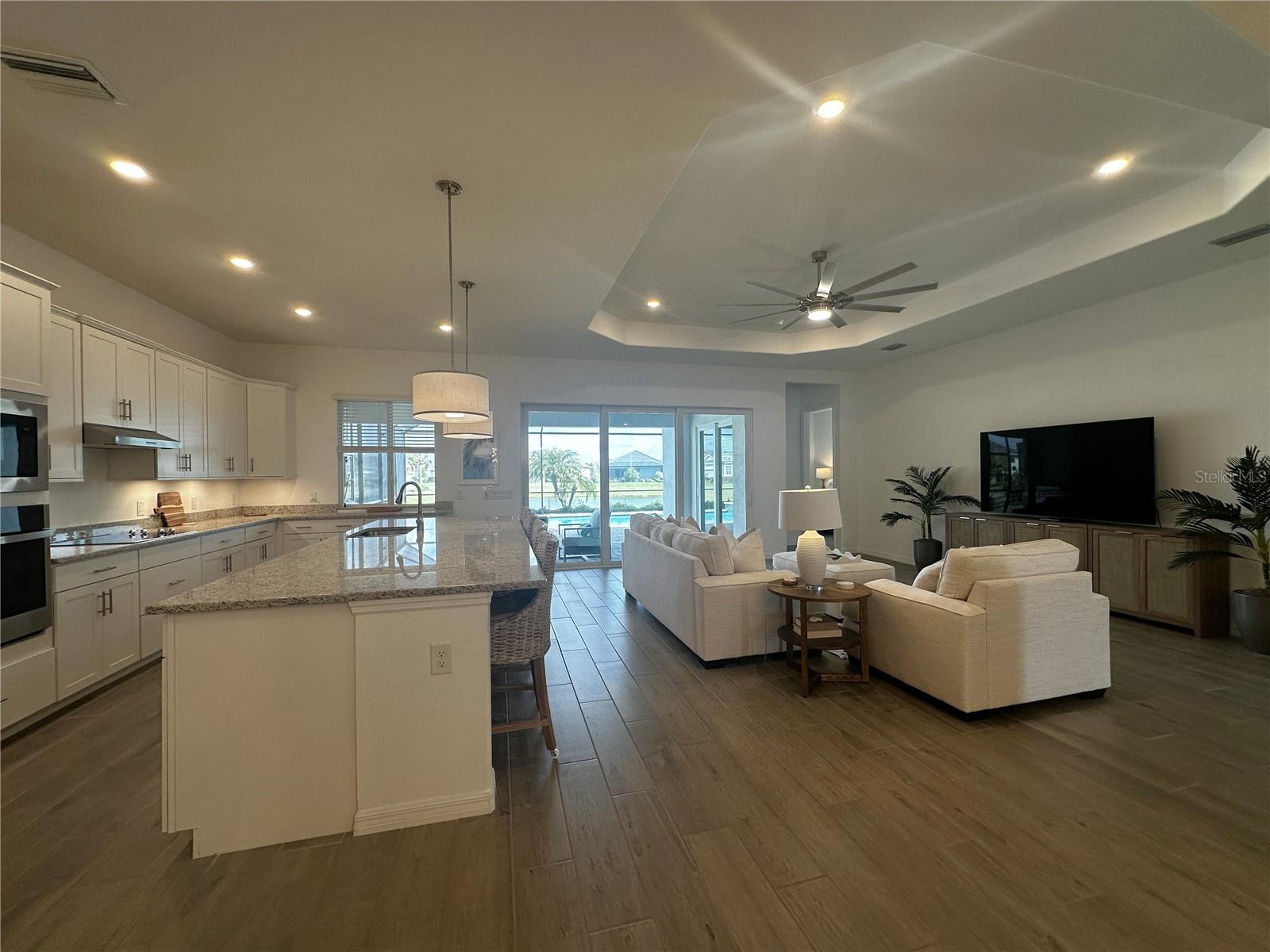 Image 10 of 75 For 14897 Cherry Blossom Way