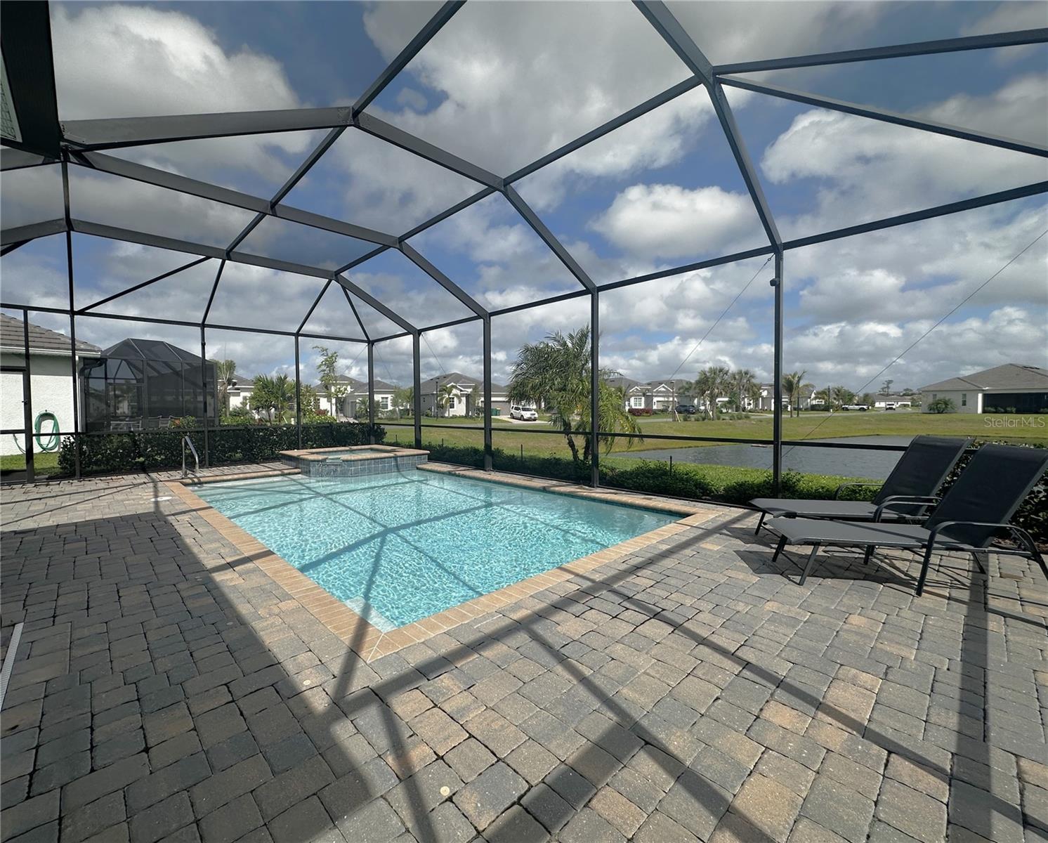 Image 31 of 75 For 14897 Cherry Blossom Way